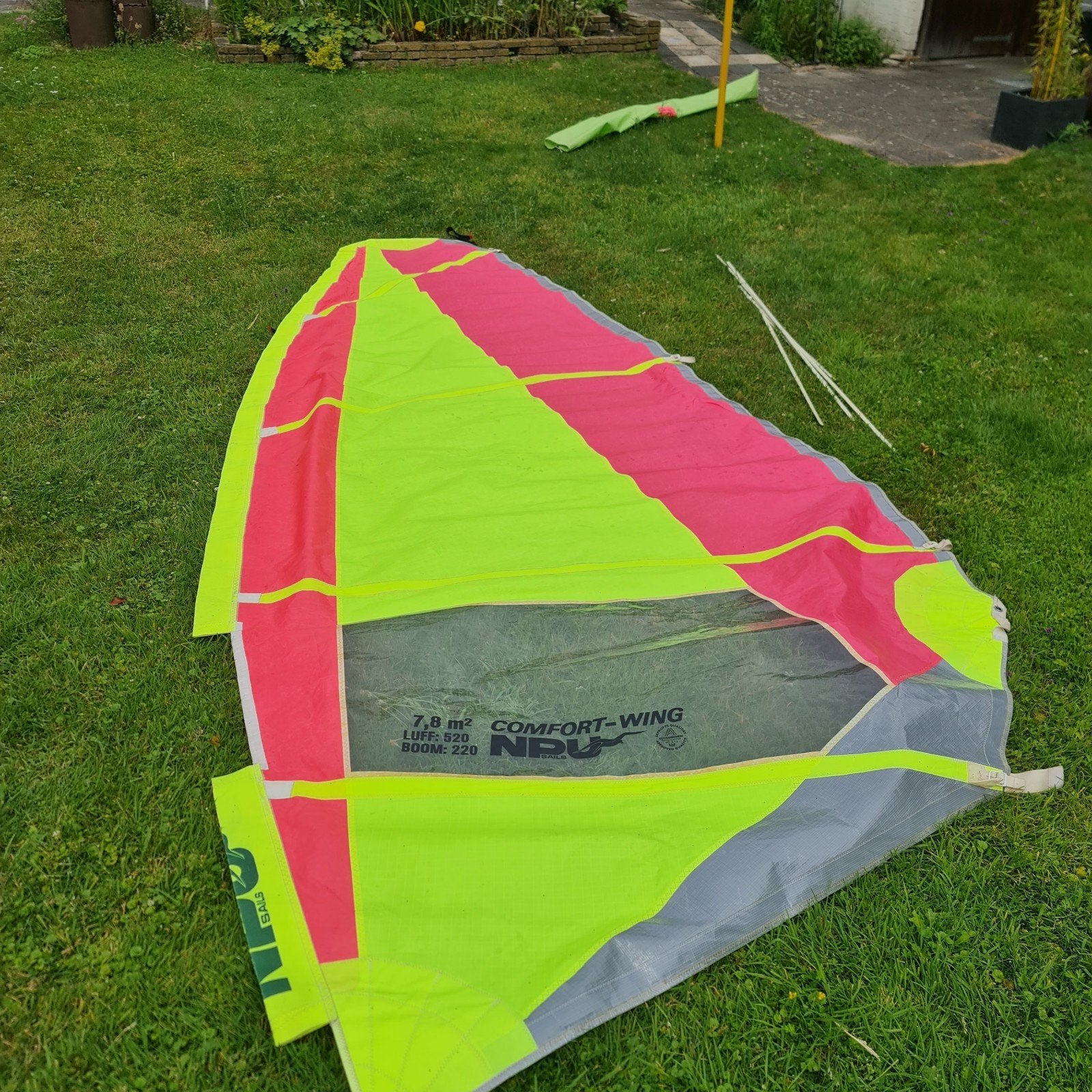 NPU Comfort-Wing windsurfzeil 7,8m² - Goede staat, Watersport en Boten, Windsurfen, Ophalen of Verzenden