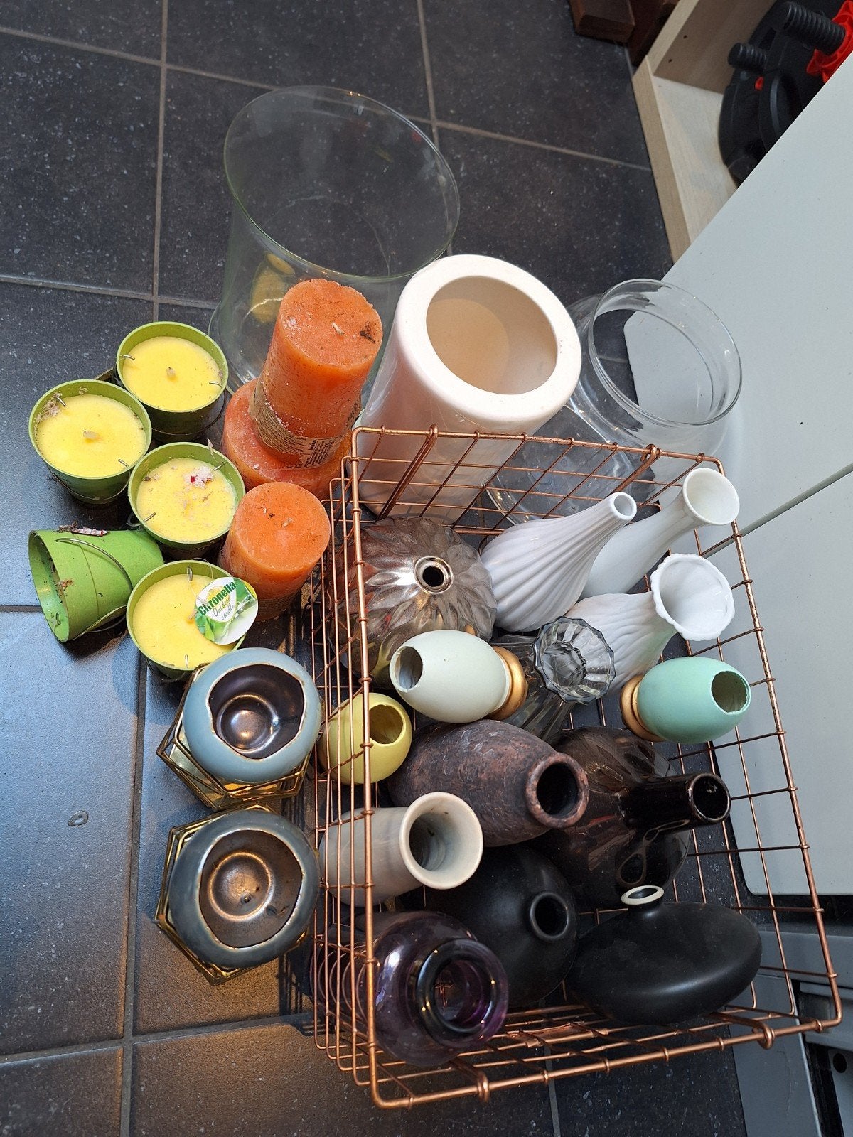 Diverse vazen en decoratie, inclusief kaarsen, Ophalen, Gebruikt, Met patroon/structuur, Wit
