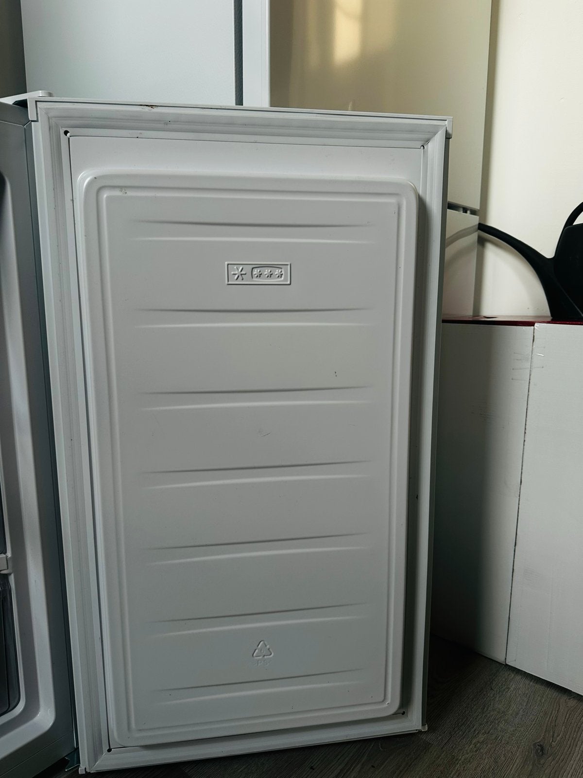 MPM Tafelmodel Vriezer - Compact en Efficiënt, Minder dan 45 cm, Met aparte vriezer, Ophalen, 85 tot 120 cm