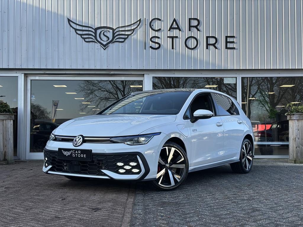 Volkswagen Golf 1.5 eHybrid GTE 272PK|IQ LIGHT|HEAD UP|360 C, 77 km/l, 4 cilinders, Wit, Plug-in hybride