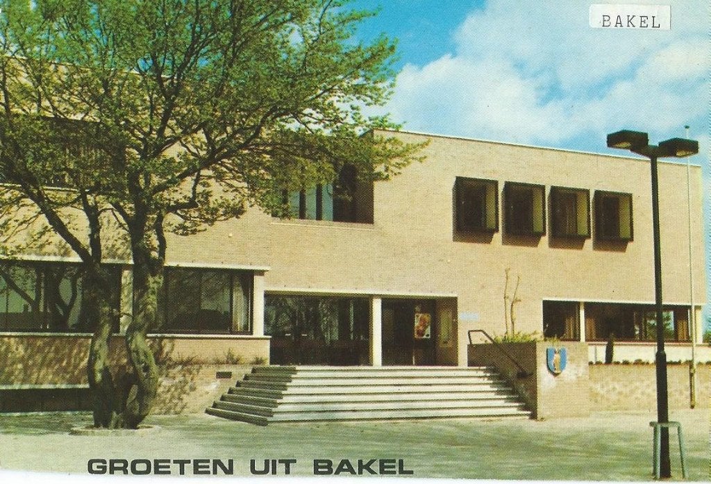 Ansichtkaart Gemeentehuis Bakel, Gebouwd in 1972, Verzenden, 1960 tot 1980, Gelopen, Noord-Brabant