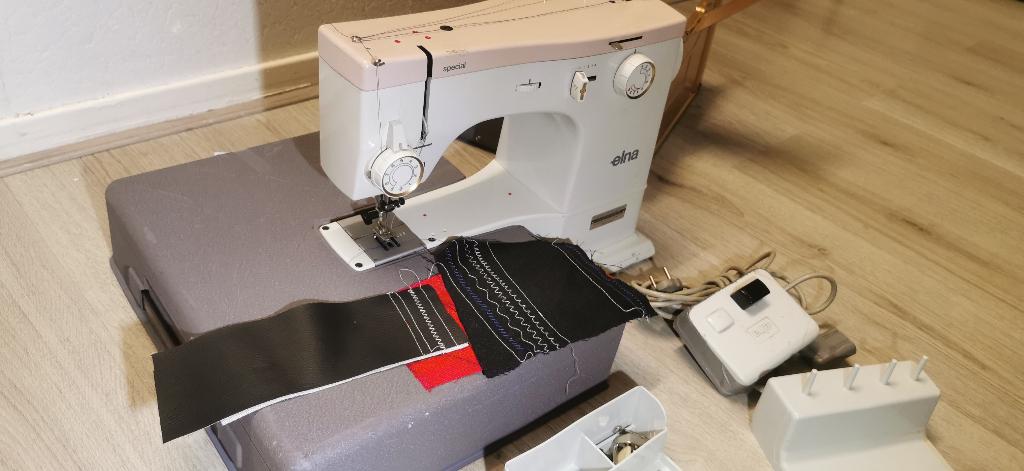 Naaimachine elna special Krachtig voor alle stoffen, Hobby en Vrije tijd, Naaimachines en Toebehoren, Ophalen of Verzenden, Zo goed als nieuw