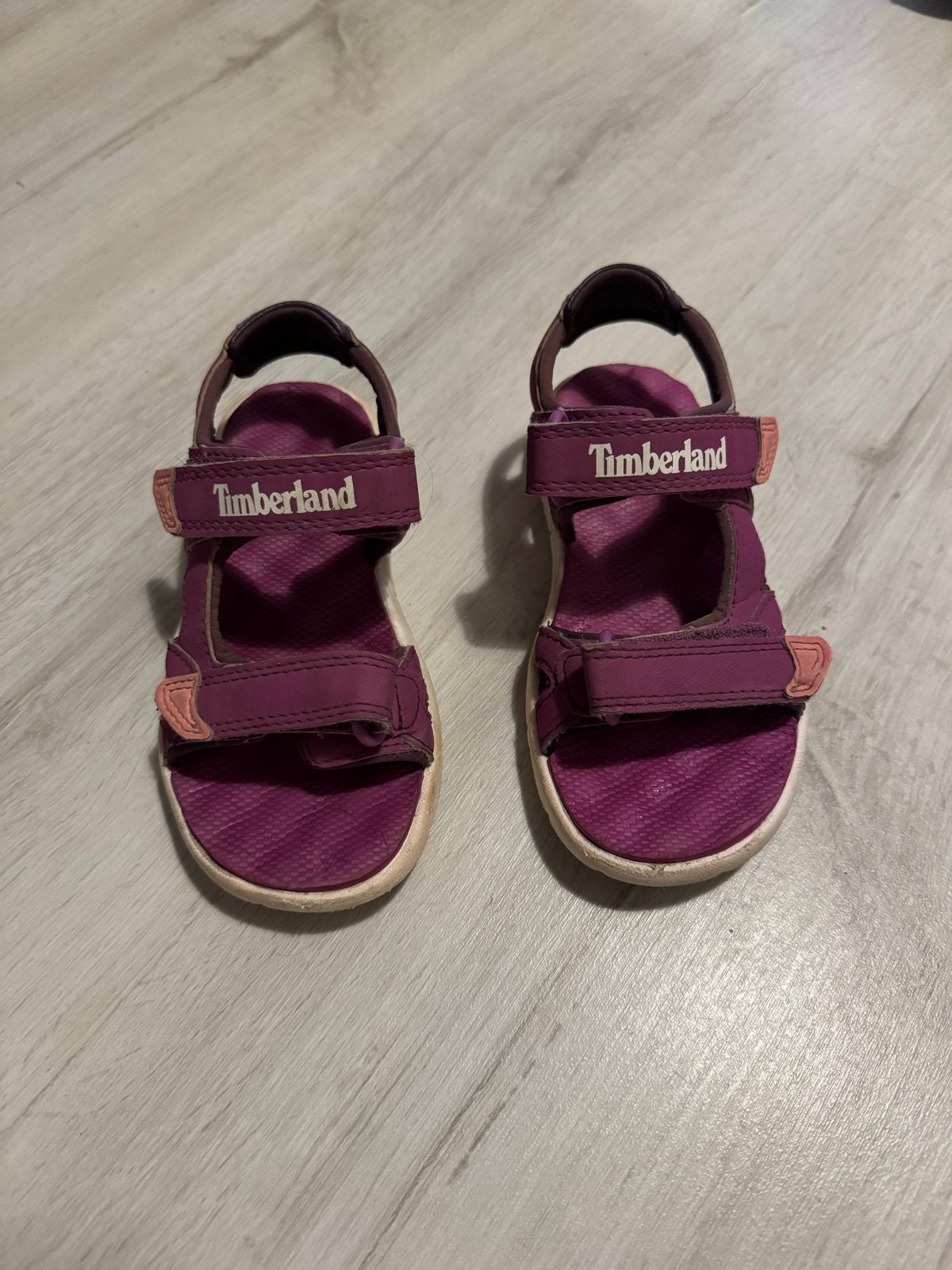 Timberland sandalen maat 27 voor meisjes - paars met roze, Kinderen en Baby's, Ophalen of Verzenden, Gebruikt, Meisje, Schoenen
