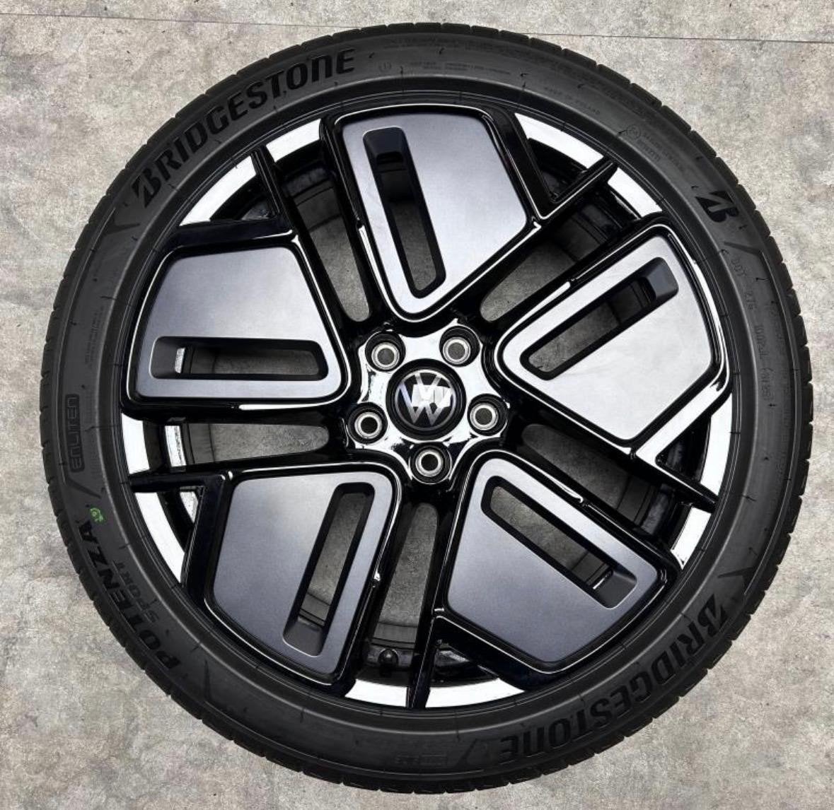 VW T-Roc R-Line 19 inch Velgen Set York Black 2026, Gebruikt, Velg(en), Personenwagen, Ophalen
