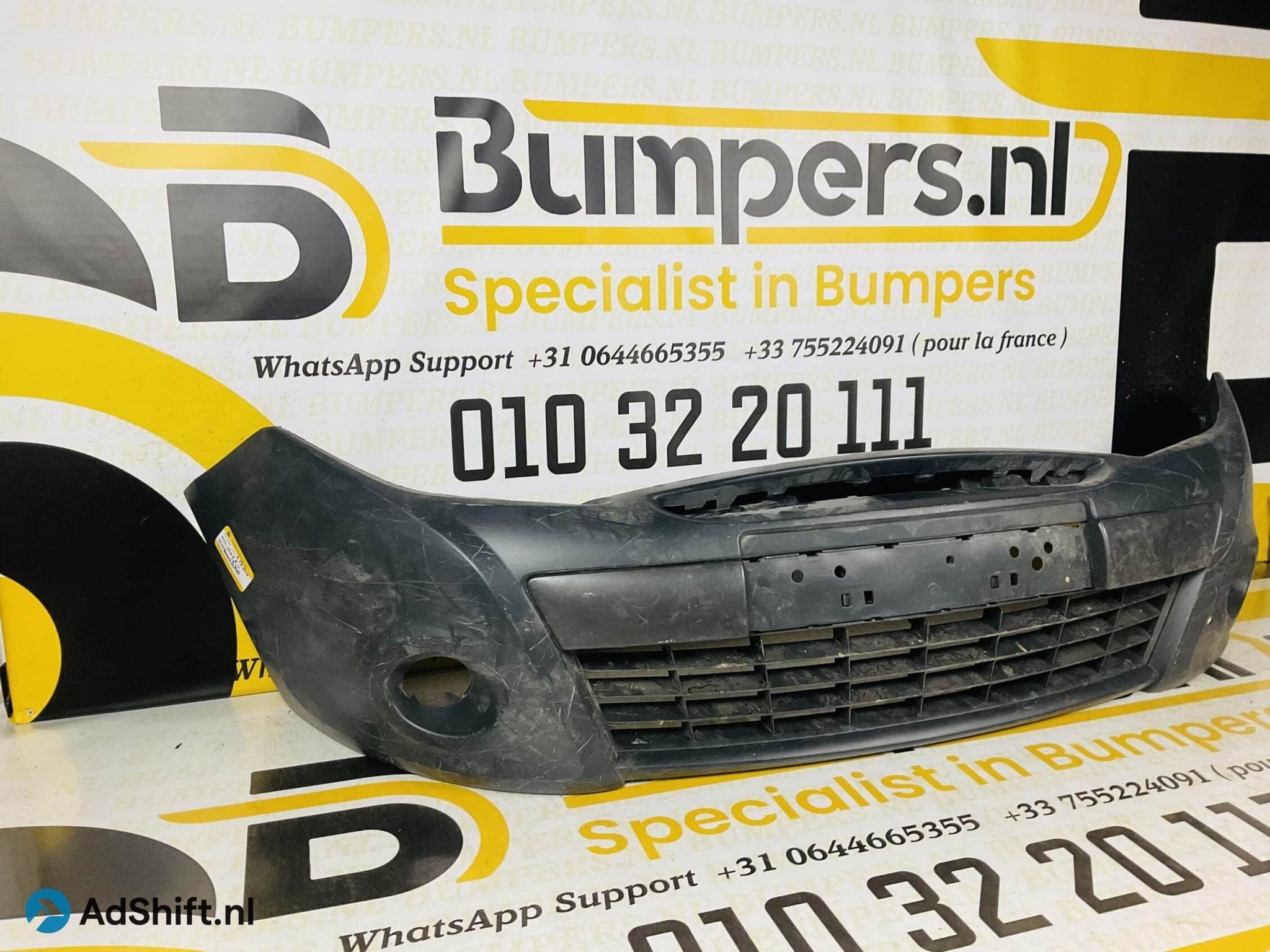 Bumper Renault Clio 3 2008-2011 Facelift Voorbumper 2-F8-331, Auto-onderdelen, Bumper