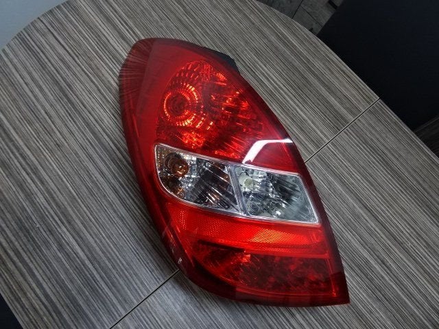 Achterlicht Hyundai I 20 bj 2011 links., Gebruikt, -, Ophalen of Verzenden, Hyundai