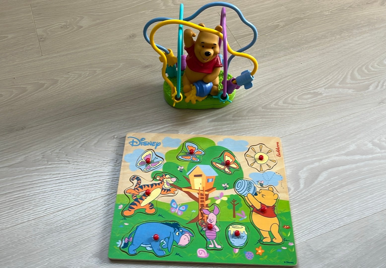 Winnie the Pooh kralenboog en puzzel ., Ophalen of Verzenden, Zo goed als nieuw, Overige typen