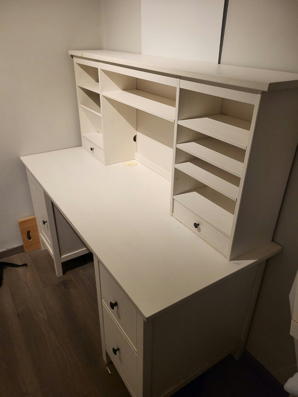 ikea Hemmes bureau met opzetstuk, Huis en Inrichting, Bureaus, Ophalen, Gebruikt