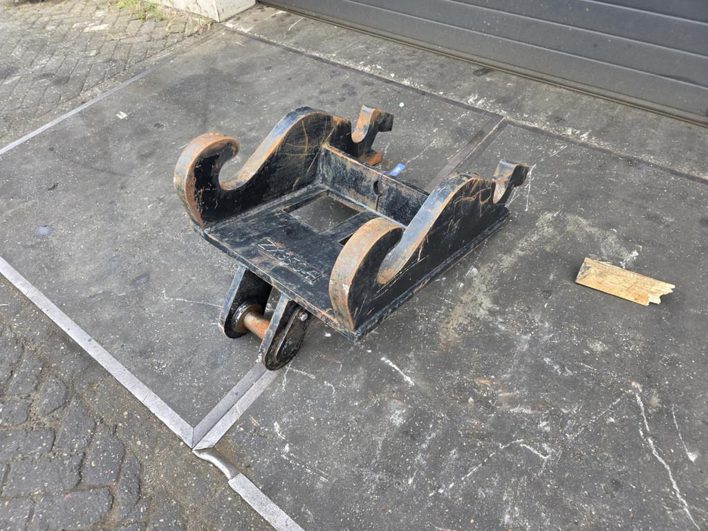kopplaat cw55s s, Zakelijke goederen