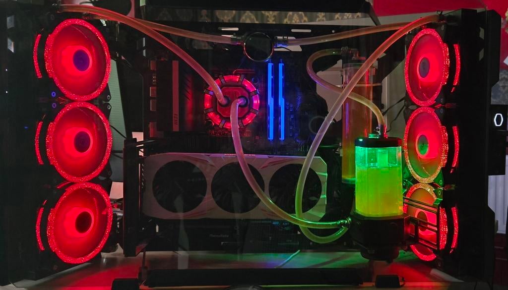 High-End Gaming PC met Waterkoeling en RGB, Computers en Software, Desktop Pc's, Ophalen, Intel Core i9, Zo goed als nieuw, SSD