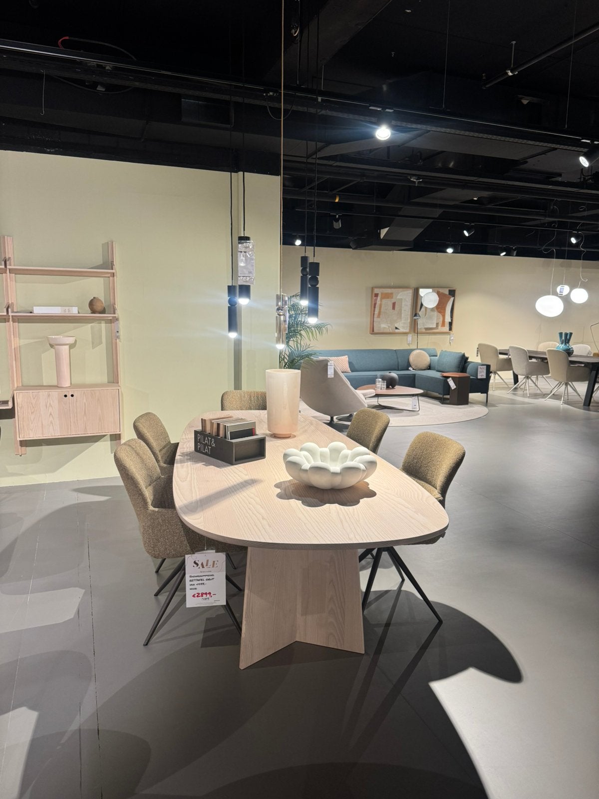 Pilat&Pilat eettafel Grut, Ophalen, Zo goed als nieuw, 75 m² of meer, Laminaat