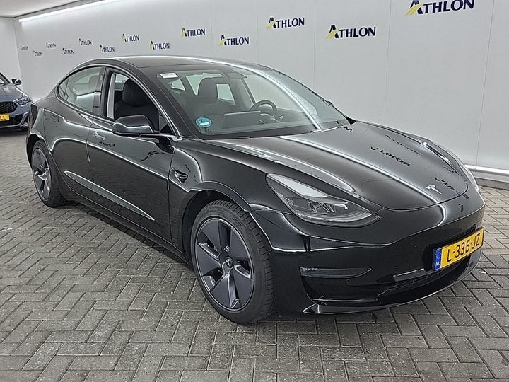 Tesla Model 3 Long-Range AWD 351pk 75 kWh FACELIFT 89,5% SoH, Auto's, Automaat, Zwart, Zwart, Origineel Nederlands