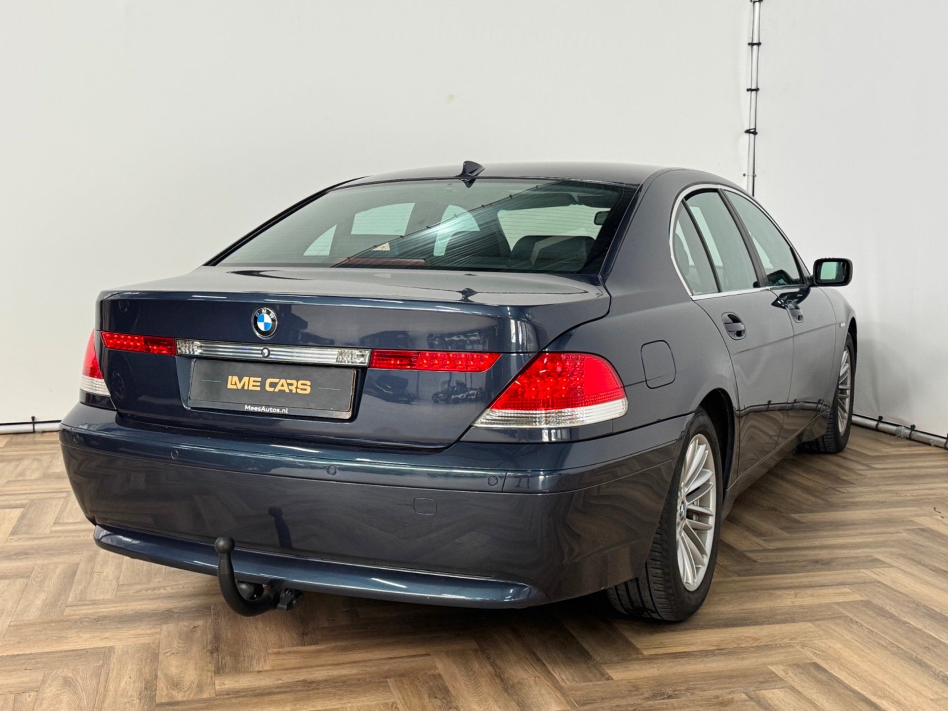 Foto 2 van BMW 7-serie 735i Executive|SCHUIFDAK|AUTOMAAT|NAP|INRUIL MOG
