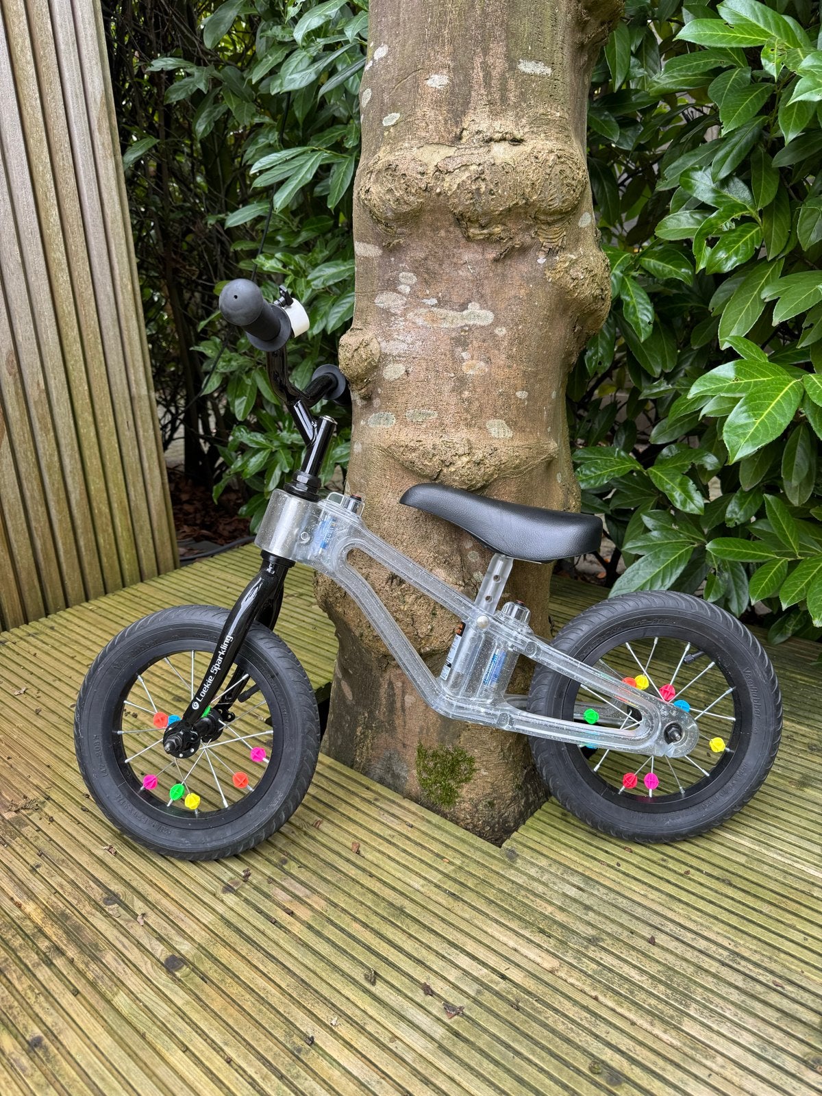 Loekie Sparkling loopfiets met lichtjes - Zo goed als nieuw, Fietsen en Brommers, Ophalen, Zo goed als nieuw, Minder dan 16 inch