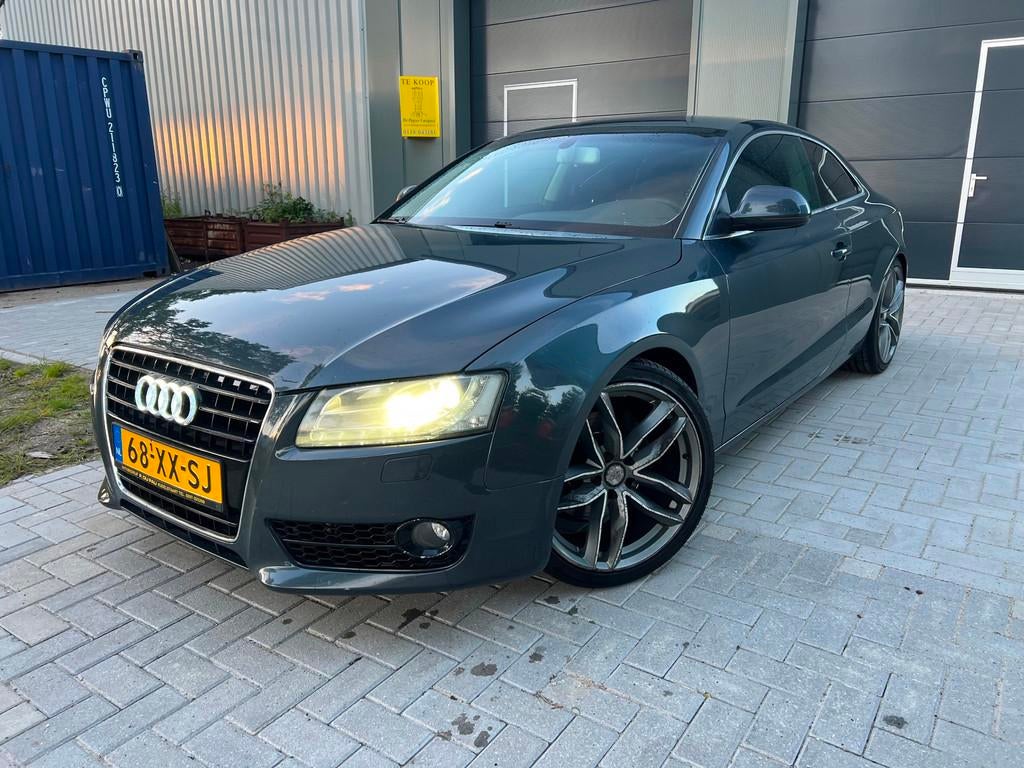 Audi A5 Coupé 3.2FSI Pro Line Automaat, Gebruikt, Parkeersensor, Bedrijf, 1470 kg