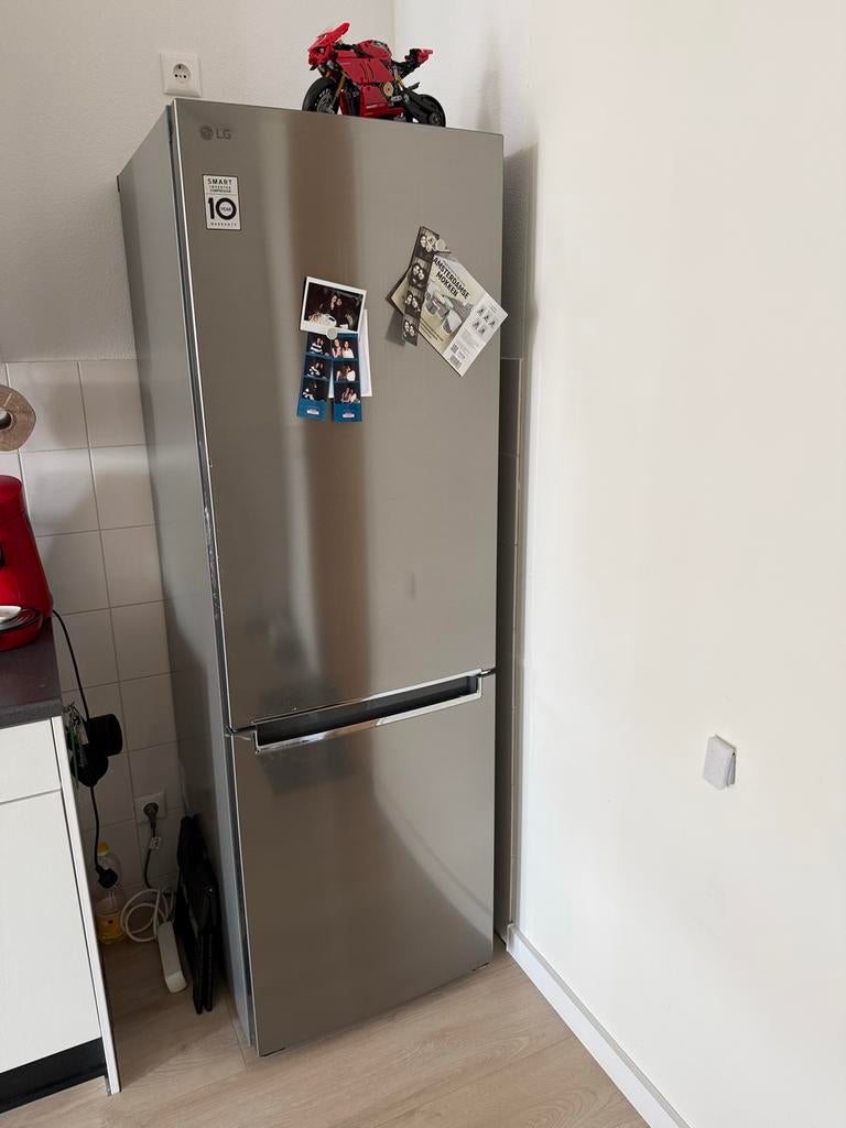 LG Koel-vriescombinatie A+++, Ophalen, 200 liter of meer, Met aparte vriezer, 160 cm of meer