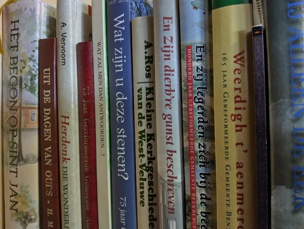 Gereformeerde Gemeenten, Herdenkingsboeken diverse gemeenten, Boeken, Ophalen of Verzenden, Gelezen, Diverse auteurs, Christendom | Protestants
