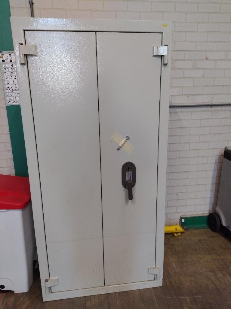 Brandkast archief met 2 sleutels, Huis en Inrichting, Brandblussers en Brandkasten, Ophalen, Gebruikt, Brandkast