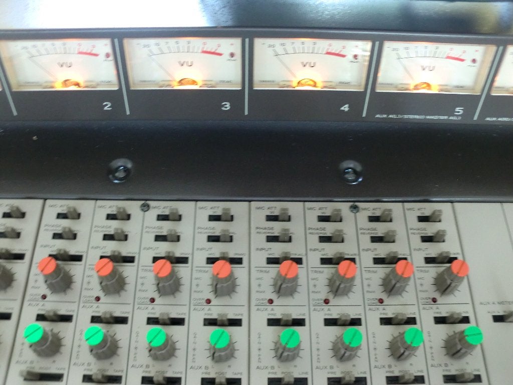 TASCAM M-50 Mengpaneel met handleiding kijk ook andere adv., Ophalen, Gebruikt, 10 tot 20 kanalen, Microfooningang