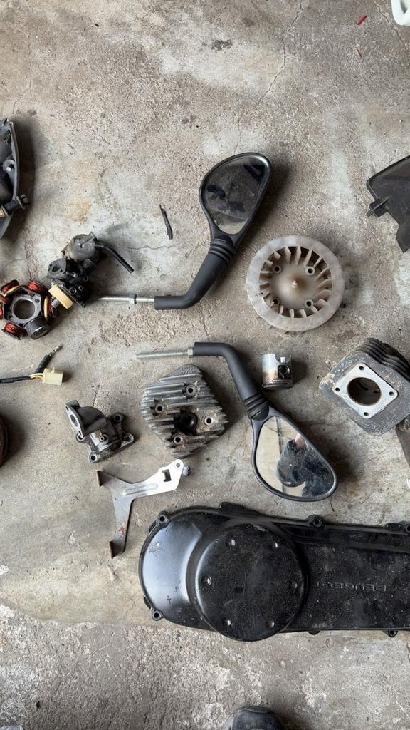 Peugeot Vivacity onderdelen - Diverse gebruikte scooterdelen, Ophalen of Verzenden, Zo goed als nieuw