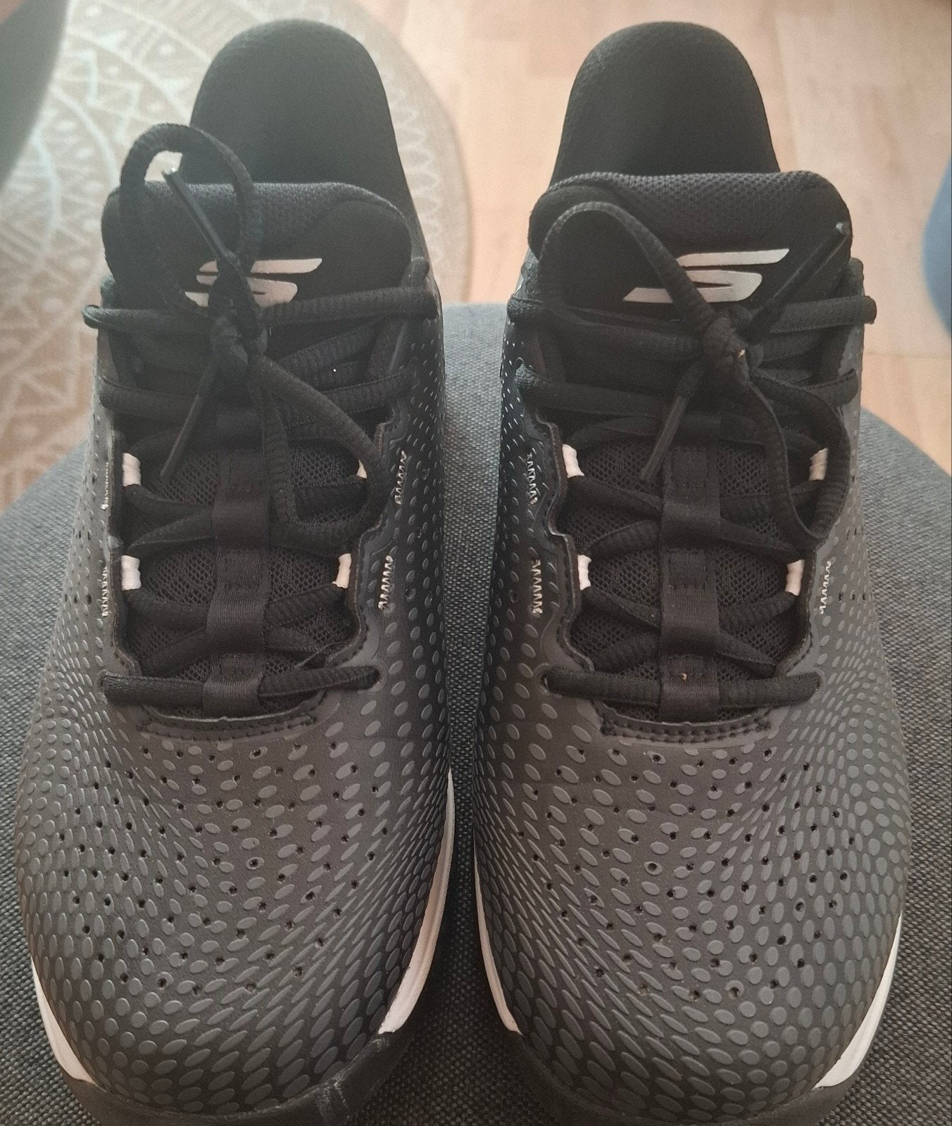 Zo goed als nieuwe Skechers slip-in sneakers dames maat 40, Skechers, Zwart, Ophalen of Verzenden, Sneakers of Gympen
