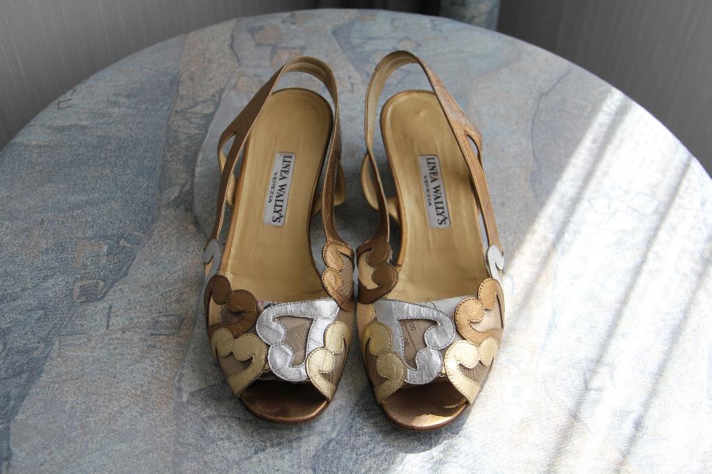 Sandaaltjes mt.37,5 Linea Wally's, Overige kleuren, Zo goed als nieuw, Linea Wally's, Sandalen of Muiltjes