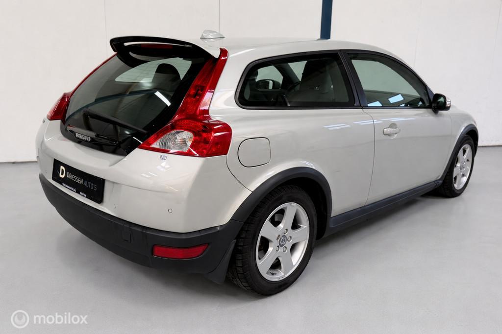 Volvo C30 1.8 Summum 58.000KM / LEER, Voorwielaandrijving, 1228 kg, 125 pk, Gebruikt