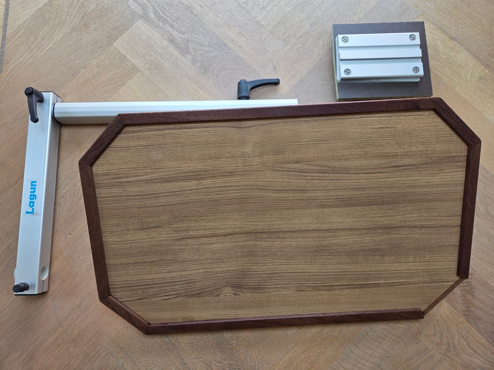 Lagun kuiptafel/boottafel 7042 cm, Watersport en Boten, Ophalen, Zo goed als nieuw, Overige typen, Zeilboot of Motorboot