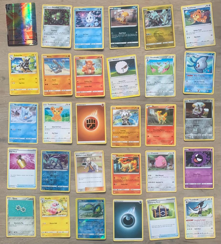 Pokémon Kaarten Collectie met Corviknight VMAX Rainbow, Ophalen of Verzenden, Gebruikt, Meerdere kaarten, Foil