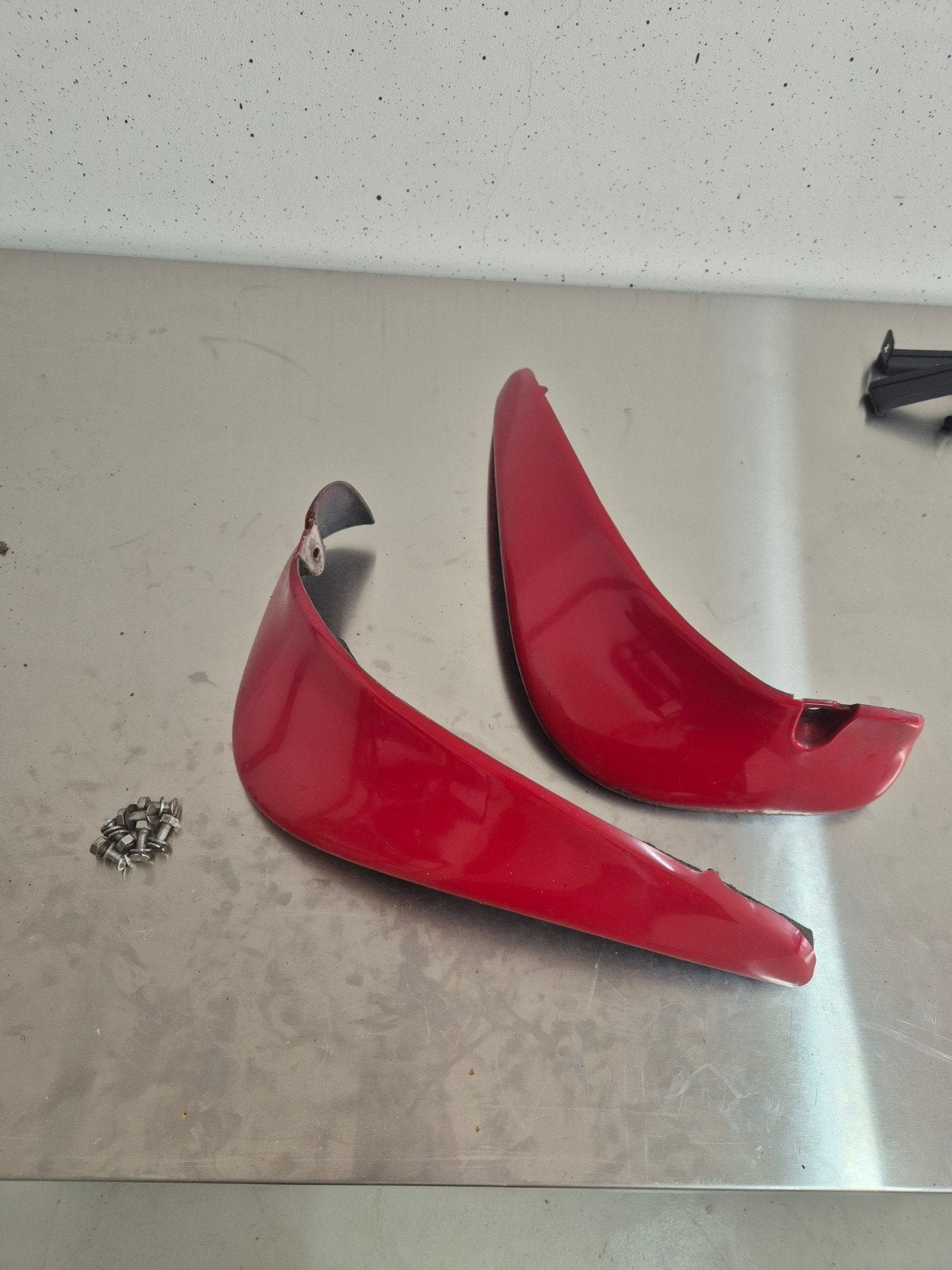 Mazda MX5 NA Spatlappen Achter Rood met Montagemateriaal, Auto-onderdelen, Ophalen of Verzenden