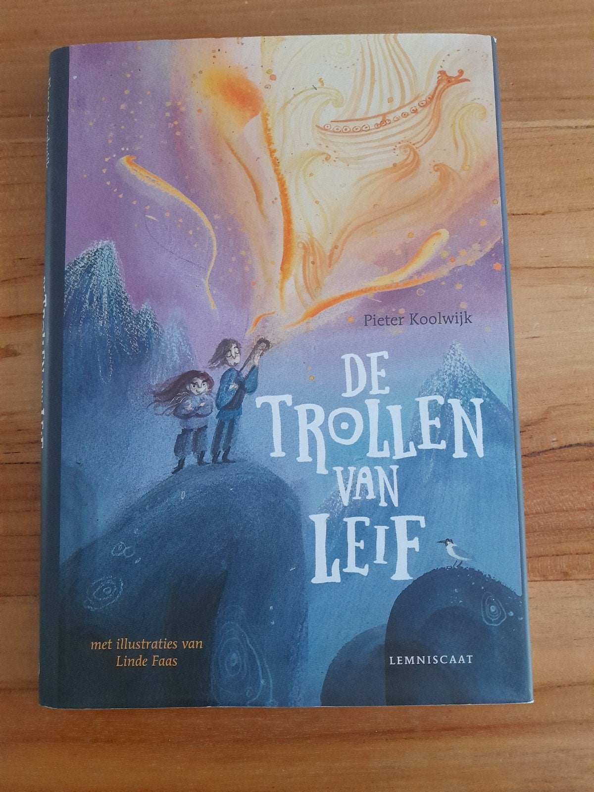 De Trollen van Leif - Pieter Koolwijk (Kinderboek), Boeken, Ophalen of Verzenden, Zo goed als nieuw, Pieter Koolwijk