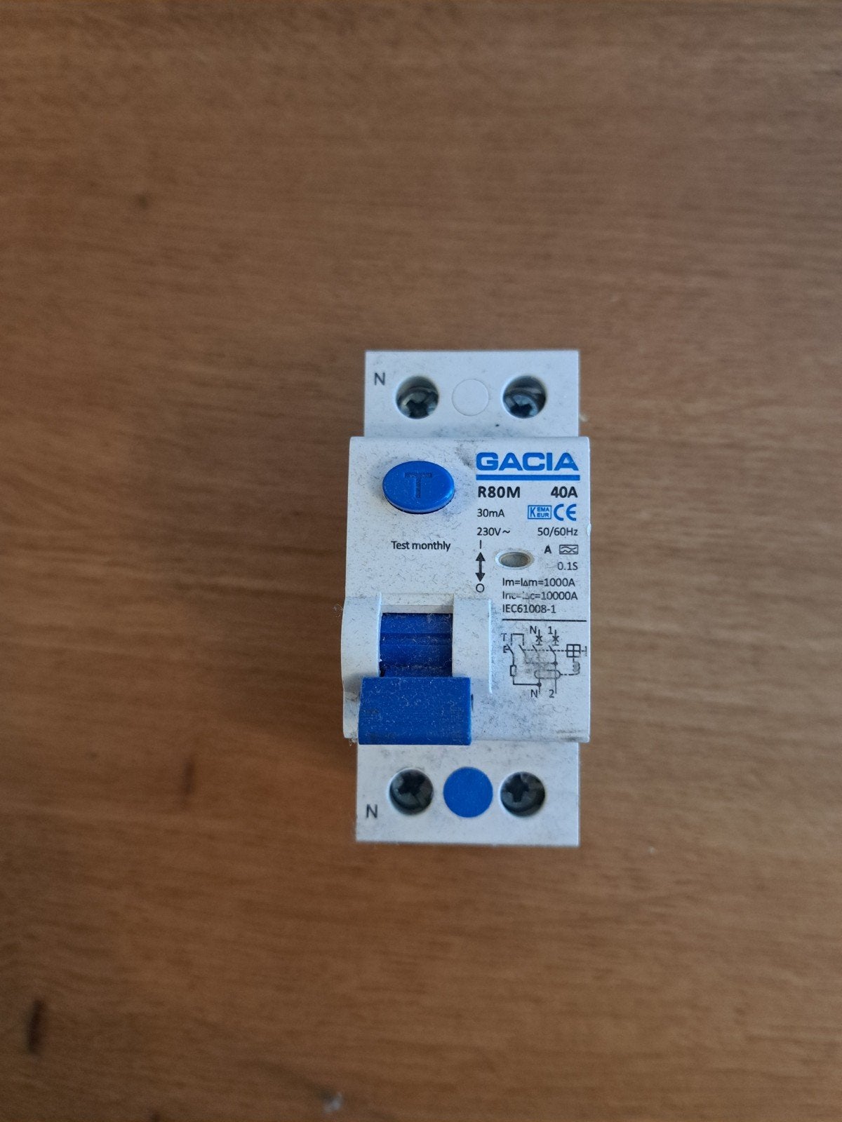 Gacia aardlekschakelaar, Ophalen of Verzenden