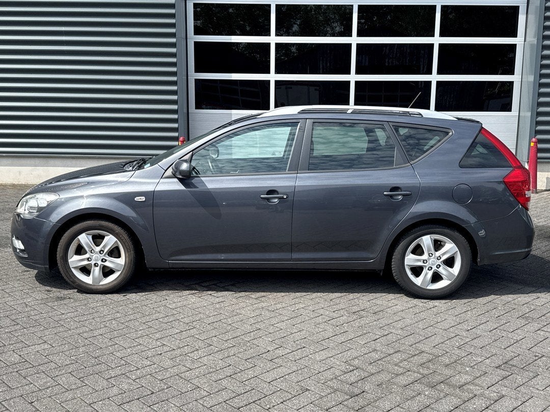 Kia Cee'd 1.4 CVVT X-ecutive, Auto's, Voorwielaandrijving, Euro 5, Stof, Gebruikt