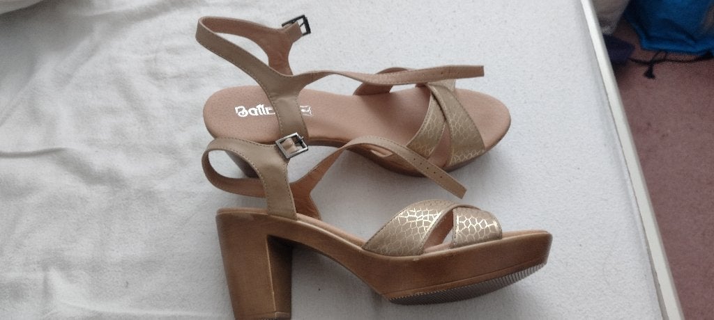 Balleri gouden kleur sandalen 41, NIEUW, Overige kleuren, Balleri, Nieuw, Sandalen of Muiltjes