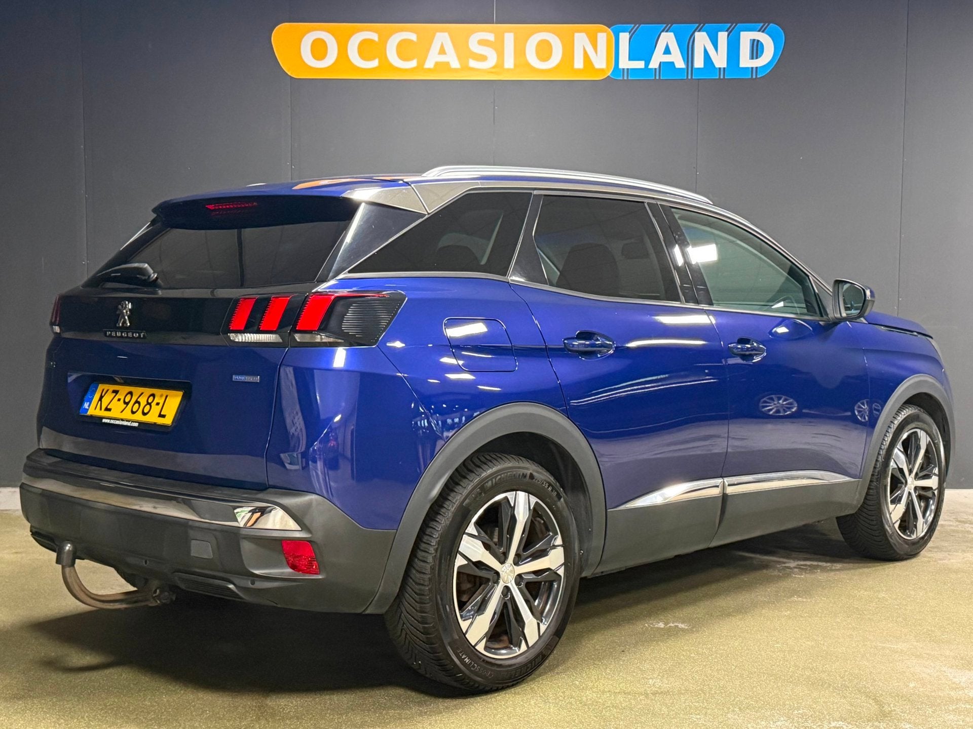 Peugeot 3008 1.2 PureTech AGC Allure|TREKHAAK|SFEER|KEYLESS|, Auto's, Voorwielaandrijving, Gebruikt, 1199 cc, Blauw