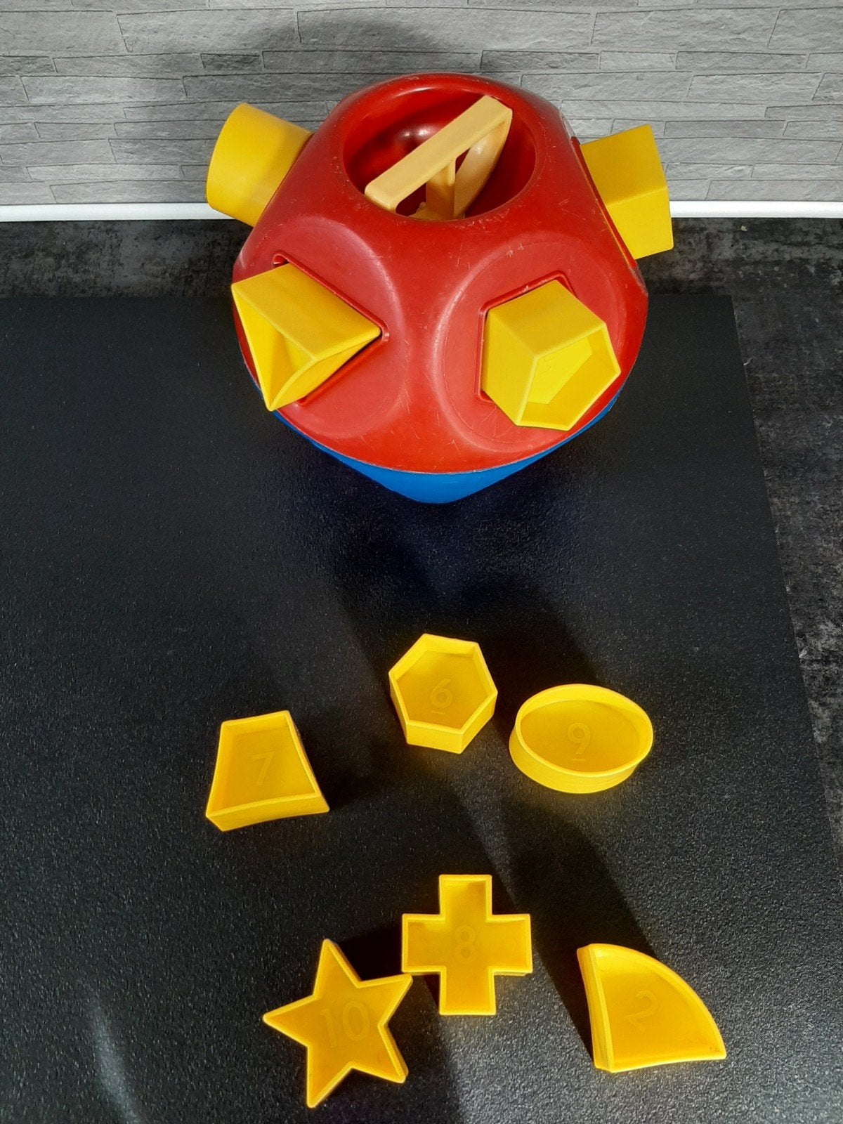 Tupperware rolobol met 10 vormen vormenbol vintage leerzaam, Ophalen of Verzenden, Gebruikt, Overige typen