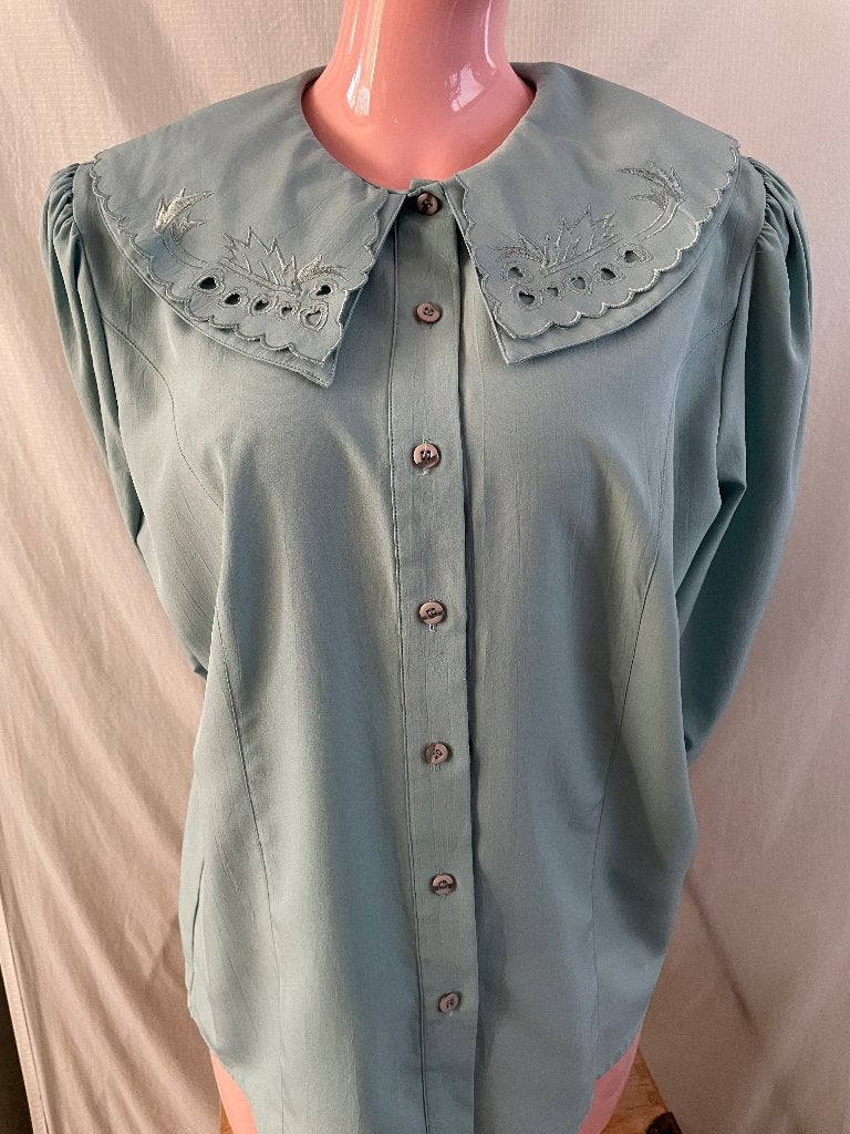 C&A blouse met geborduurde kraag. Lichtgroen, Maat 38, Maat 38/40 (M), Nieuw, Ophalen of Verzenden, C&A