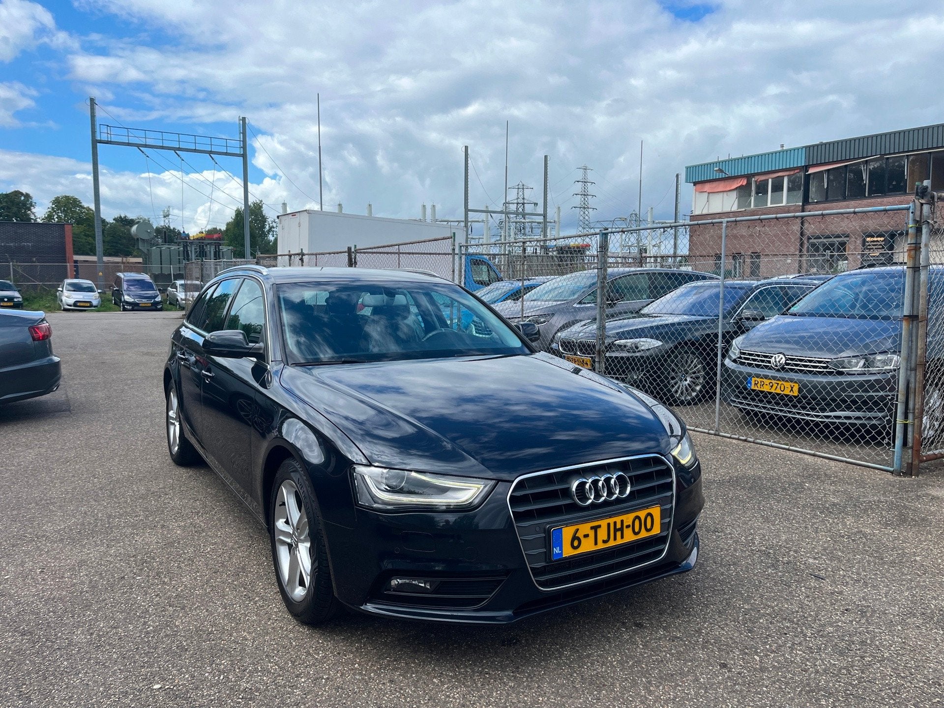 Audi A4 AVANT, Auto's, Voorwielaandrijving, Stof, Gebruikt, 4 cilinders