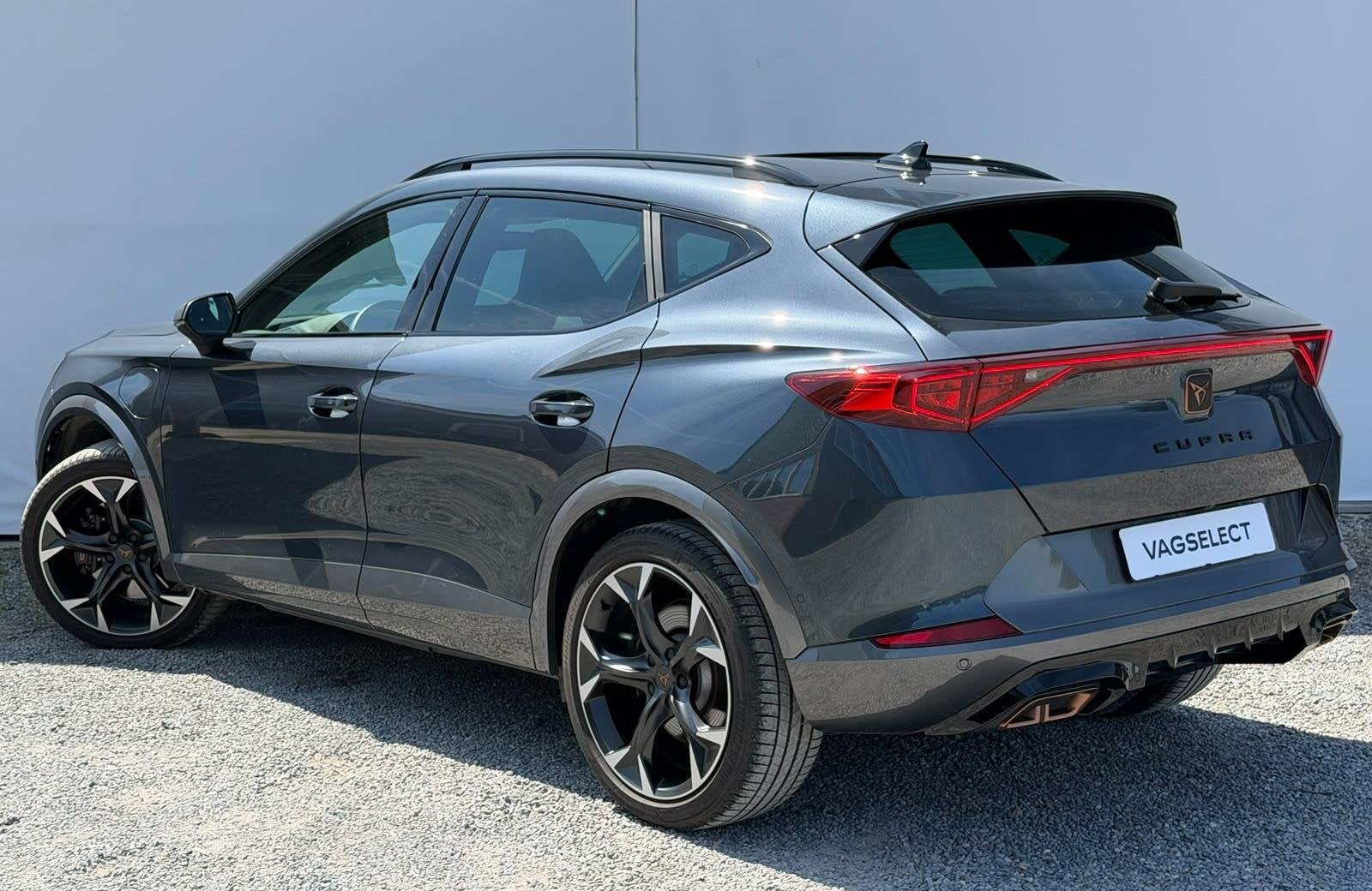 CUPRA Formentor 1.4 e-Hybrid VZ | Camera | ACC | Sportstoele, Auto's, Gebruikt, 4 cilinders, Formentor, Hybride Elektrisch/Benzine