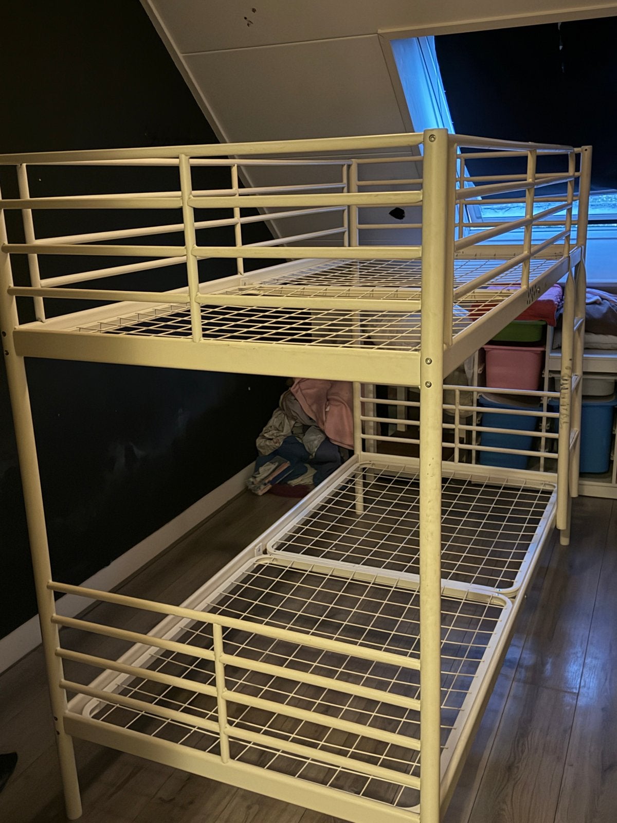 Stevig metalen stapelbed - ideaal voor kleine kamers, Ophalen, Gebruikt, 90 cm, 160 tot 180 cm