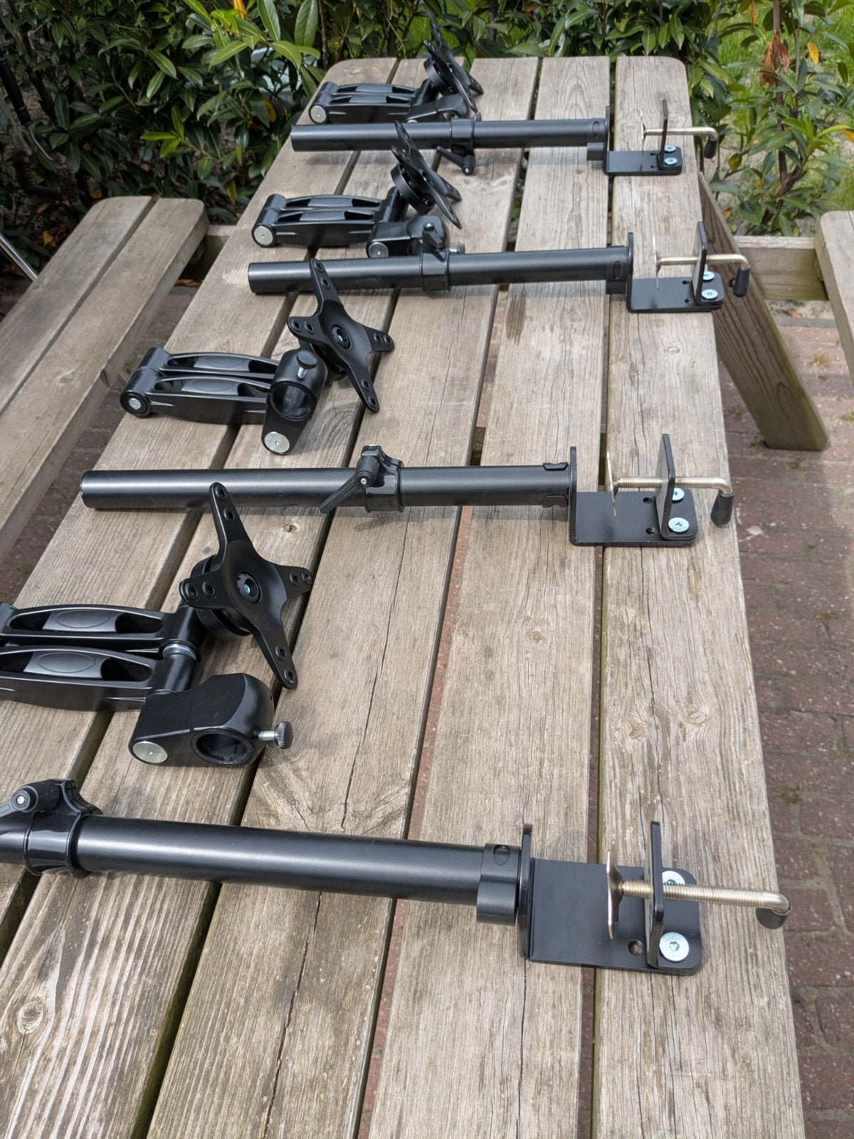 4 stuks monitor steunen, Computers en Software, Monitoren, Ophalen, Zo goed als nieuw, Overige typen, Onbekend