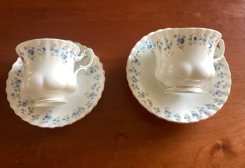2 Royal Albert kop-en-schotels (thee+koffie) "Memory Lane", Ophalen of Verzenden
