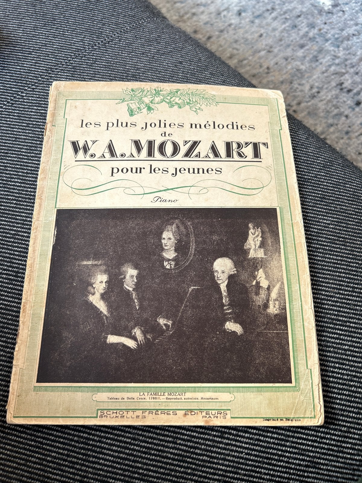 W.A. Mozart - Les plus jolies mélodies pour les jeunes, Gebruikt, Klassiek, Ophalen of Verzenden, Artiest of Componist