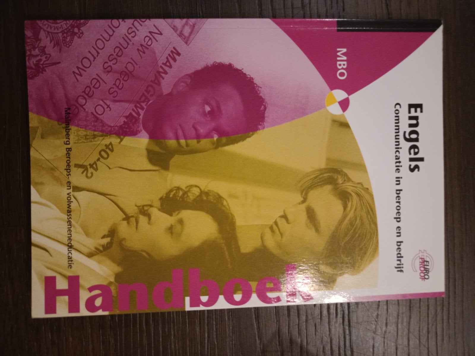 Engels Communicatie in beroep en bedrijf Handboek MBO, Ophalen of Verzenden, Nieuw, Frank van Ruyssevelt, Huub Rutten, Nico van der Maas