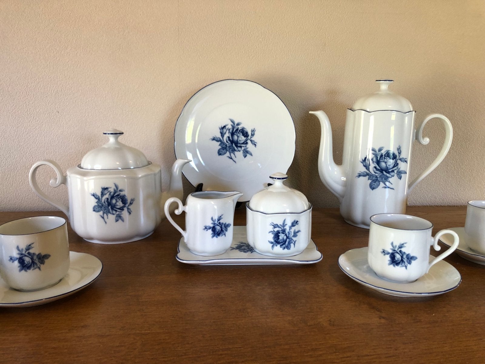 Douwe Egberts Koffie/Thee Servies - Seltmann Weiden Porselei, Huis en Inrichting, Keuken | Servies, Ophalen of Verzenden, Zo goed als nieuw
