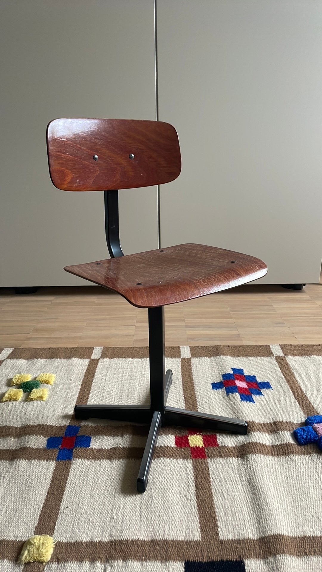 Kinder school stoeltje, Huis en Inrichting, Stoelen, Ophalen, Eén