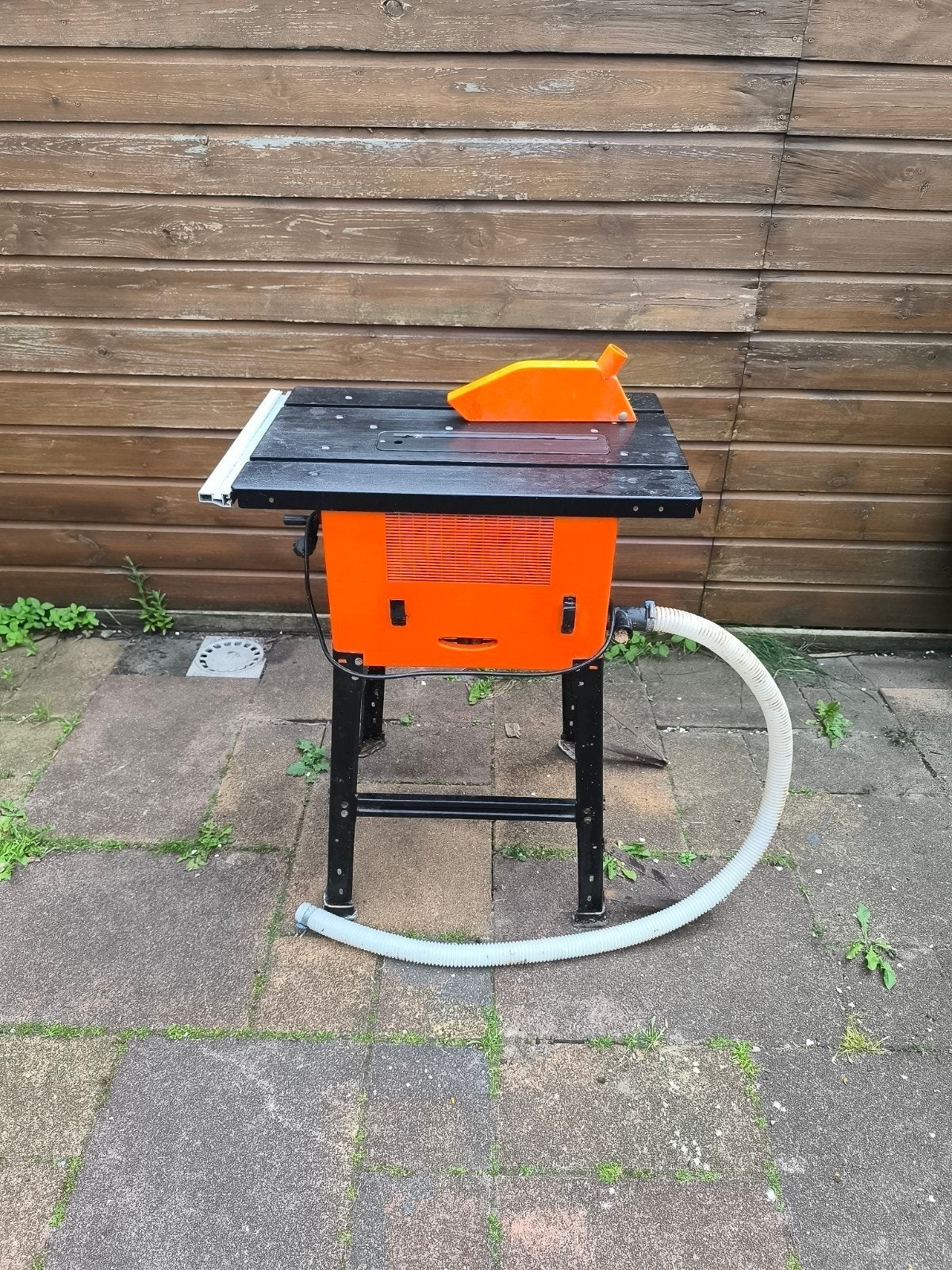 Kibani Zaagtafel 1500W - Type: ATJ250M, Doe-het-zelf en Verbouw, Gereedschap | Zaagmachines, Ophalen, Gebruikt, Cirkelzaag, 70 mm of meer