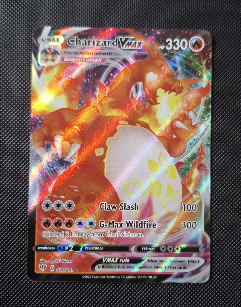 Charizard VMAX #20 - Darkness Ablaze (DAA 20), Ophalen of Verzenden, Zo goed als nieuw, Losse kaart, Foil