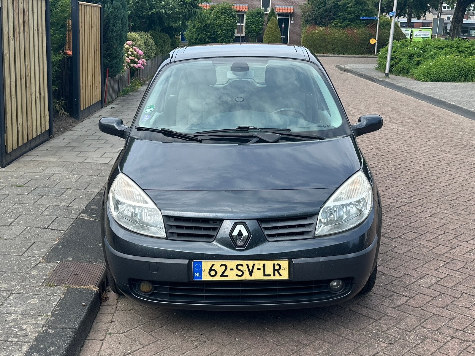 LPG Renault Megane Scénic II 2.0 | Nieuwe banden, Auto's, Renault, 1998 cc, 4 cilinders, Origineel Nederlands, 75 €/maand