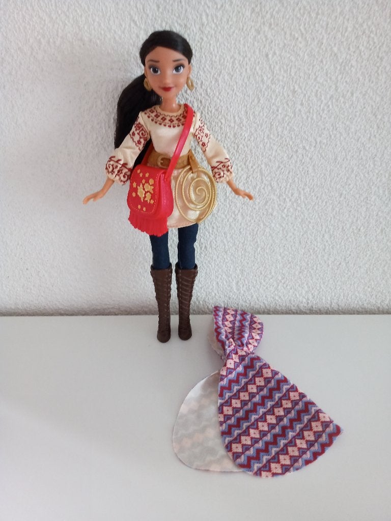 Disney ELENA of AVALOR - Adventure Princess, Ophalen of Verzenden, Zo goed als nieuw, Overige typen